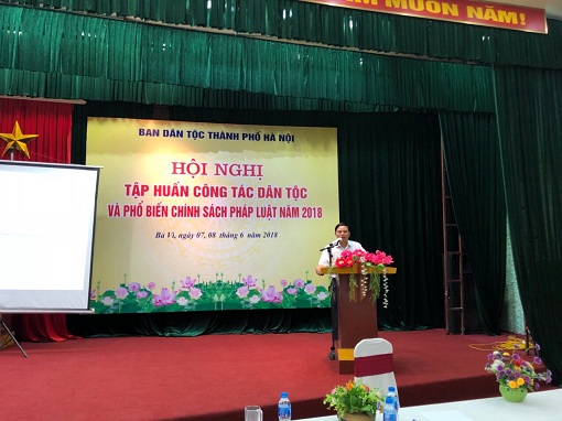 Đồng chí Nguyễn Phúc Hải – Phó Trưởng Ban Dân tộc phát biểu khai mạc lớp tập huấn
